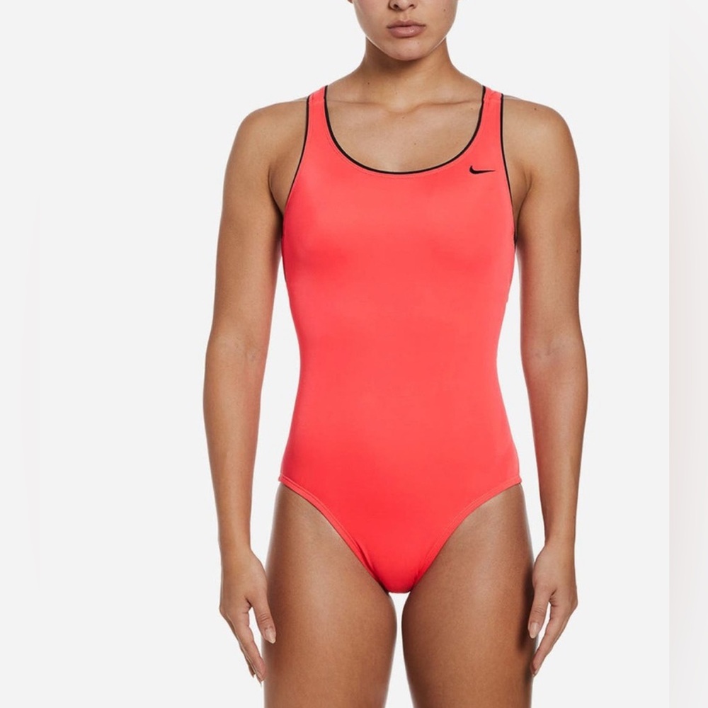 Nike Standard Solid Powerback One Piece Swimsuit … - image 1